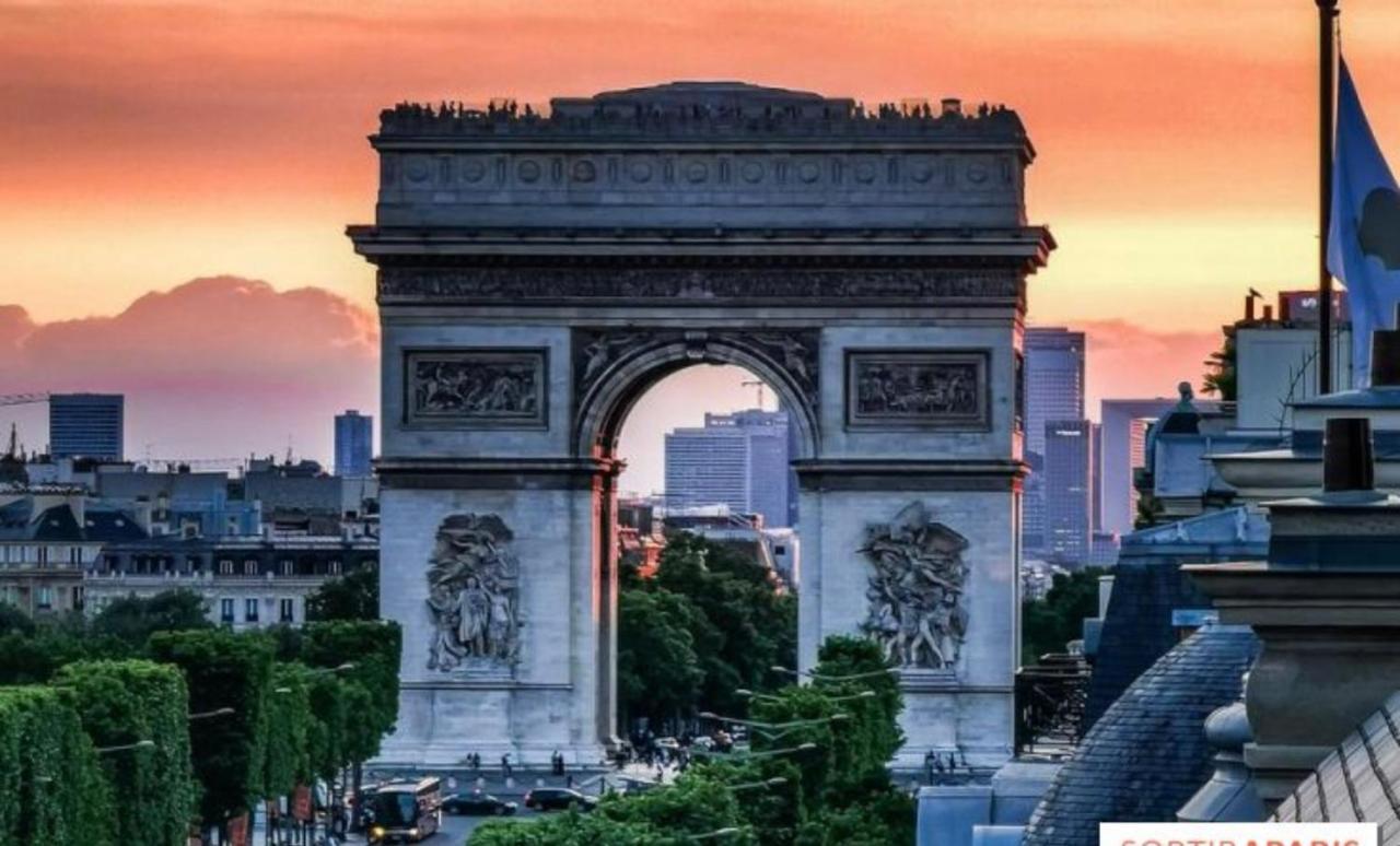 Suite Junior Avec Balcon Et Vue Sur Arc De Triomphe París Exterior foto